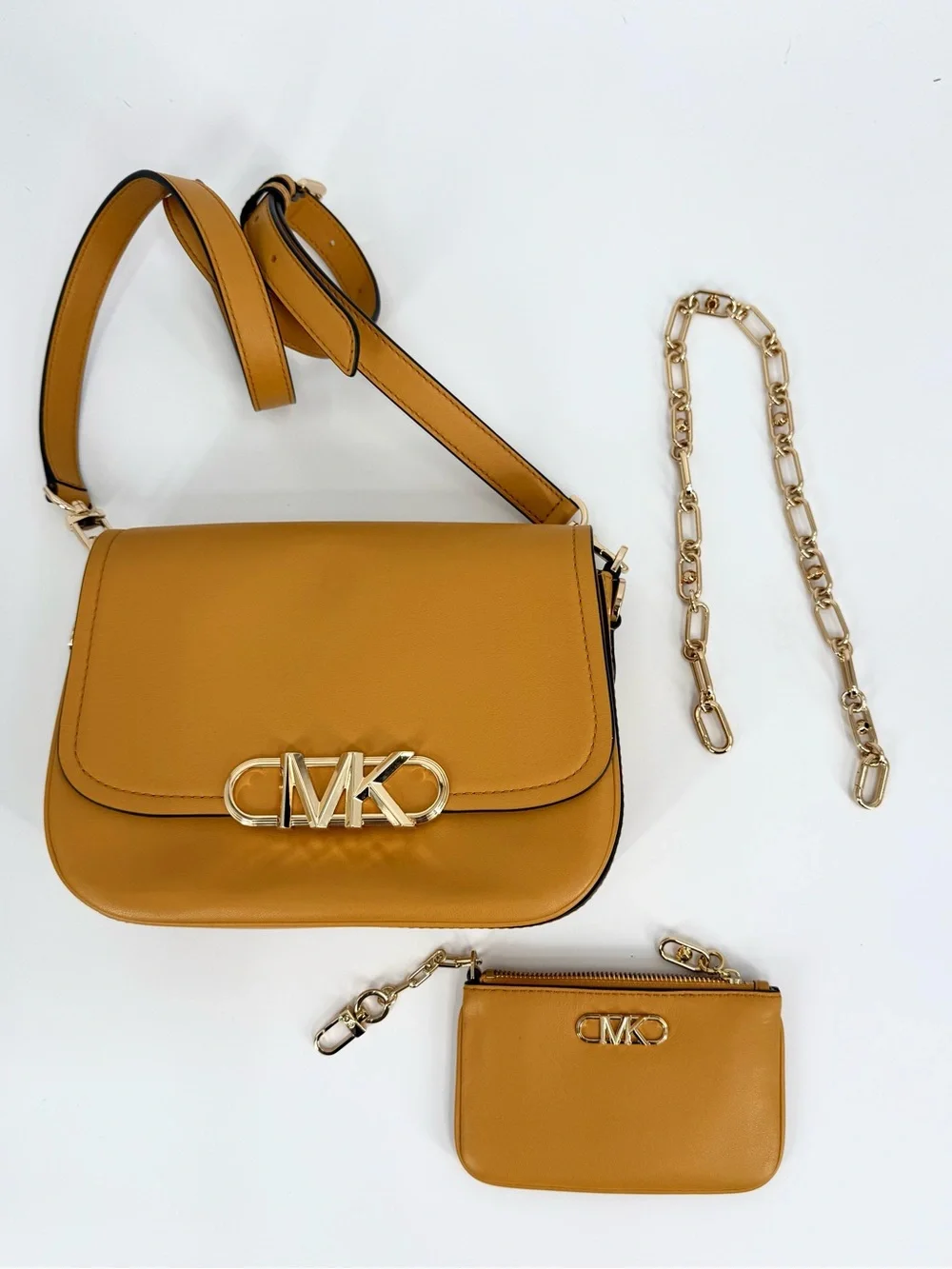 Michael Kors this chic